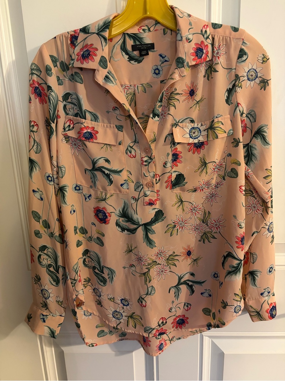 Ann Taylor Peach Floral Button-Front Shirt